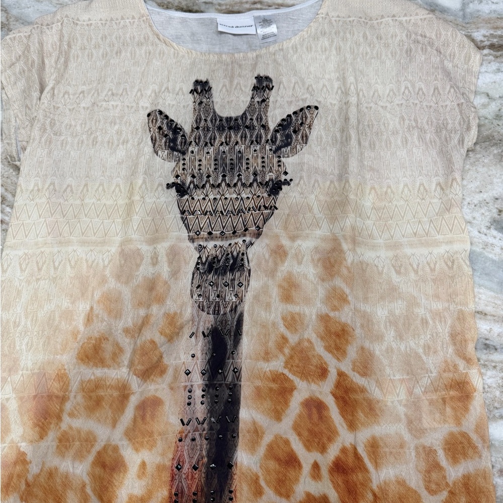 Giraffe Print Graphic womens top Neutral Tones size Large Alfred Dunner